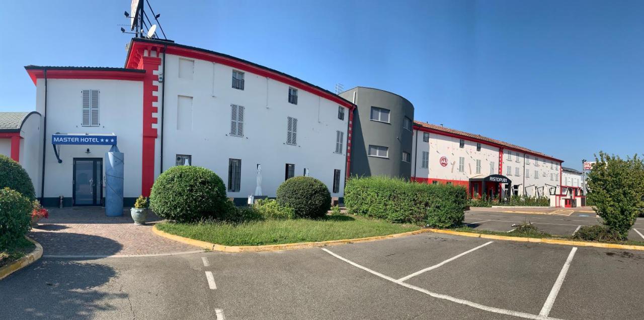 Master Hotel Castelvetro Piacentino 外观 照片