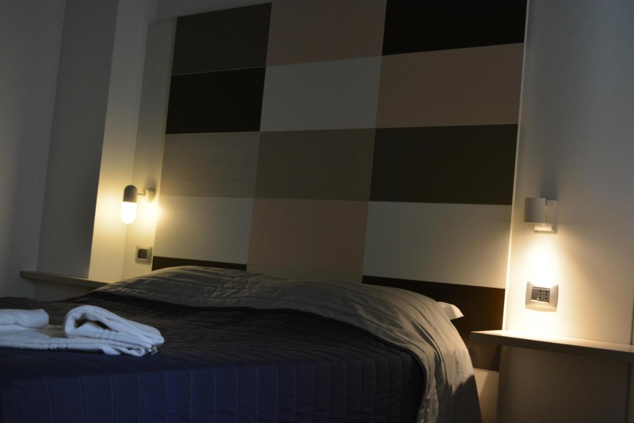 Master Hotel Castelvetro Piacentino 外观 照片