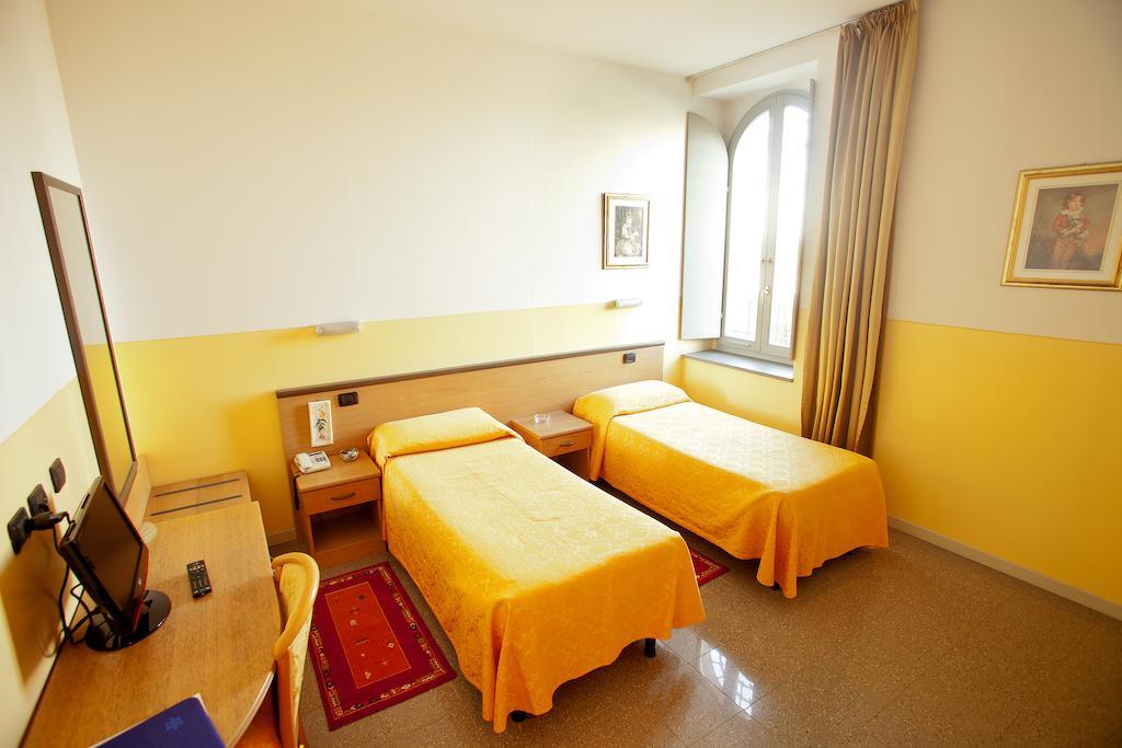 Master Hotel Castelvetro Piacentino 客房 照片